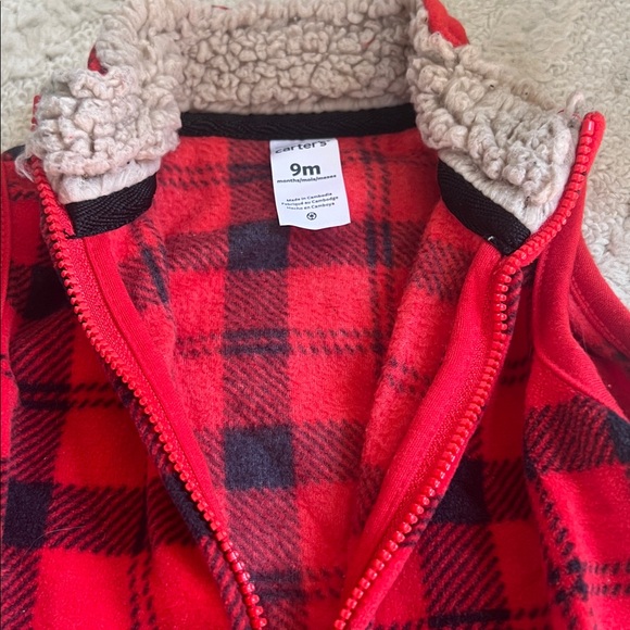 Carter's Fleece Vest Bundle 6-9Mo - Picture 3 of 5